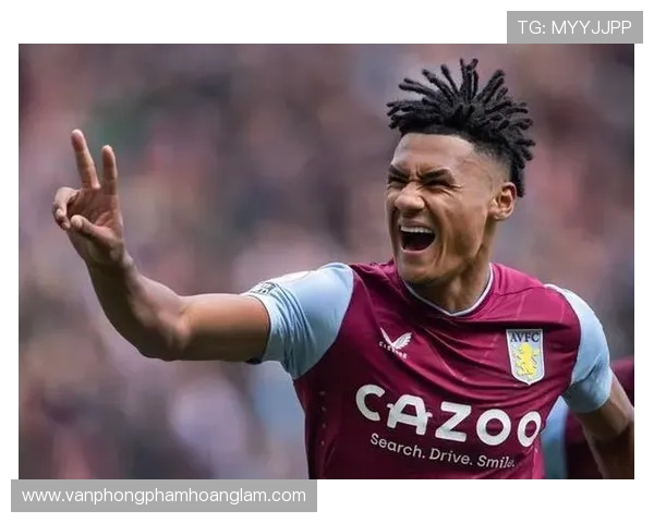 沃特金斯国家队战术角色与首发位置适配性分析 沃特金斯国家队战术角色与首发位置适配性分析