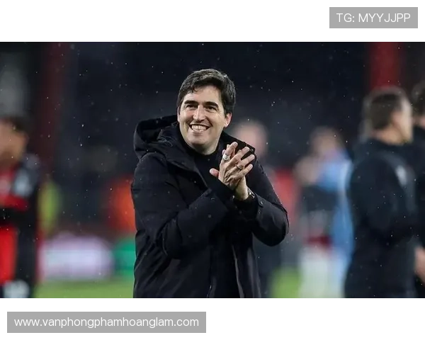 切尔西疯狂换帅又变阵，可混乱战术逻辑暴露球队“豪门尴尬”真相！