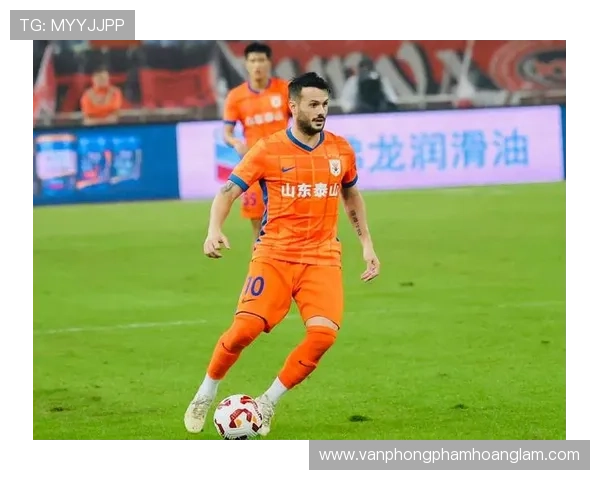 山东泰山关键战屡屡崩盘,问题已逐步反映在赛季走势中 山东泰山关键战屡屡崩盘,问题已逐步反映在赛季走势中