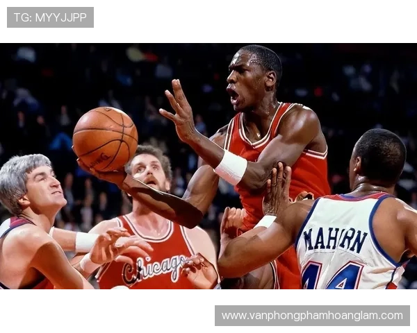 皮蓬与乔丹挡拆配合提升球队攻防转换效率明显